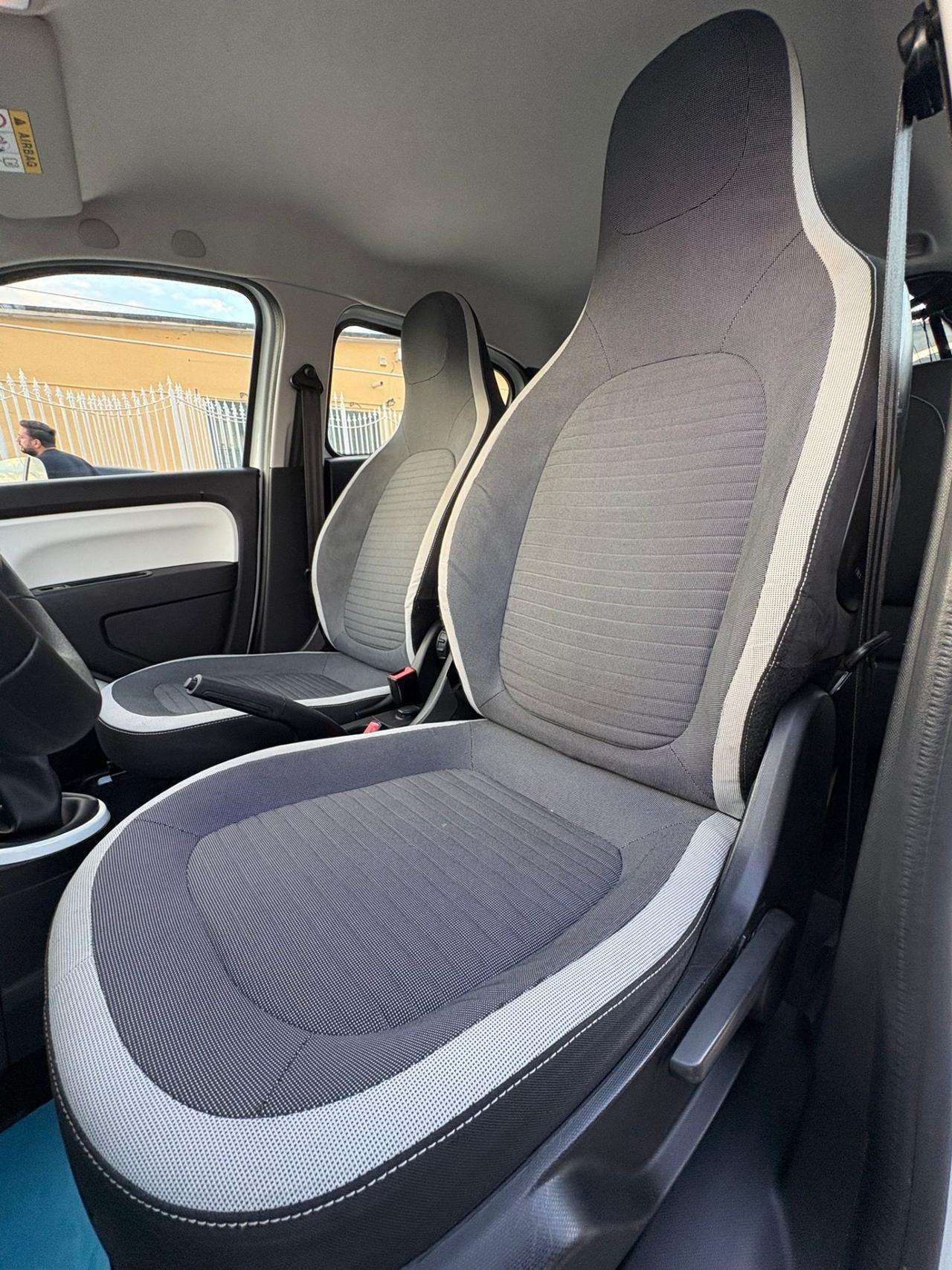 Renault Twingo SCe 65 CV Duel