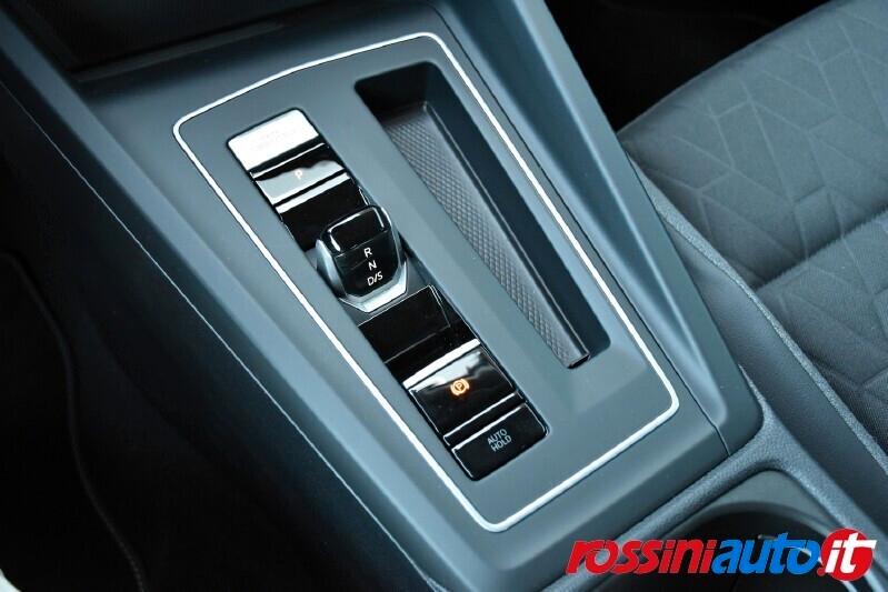 VOLKSWAGEN GOLF 8.5 2.0 TDI 150 CV DSG LIFE GOAL EDITION + I.Q LED