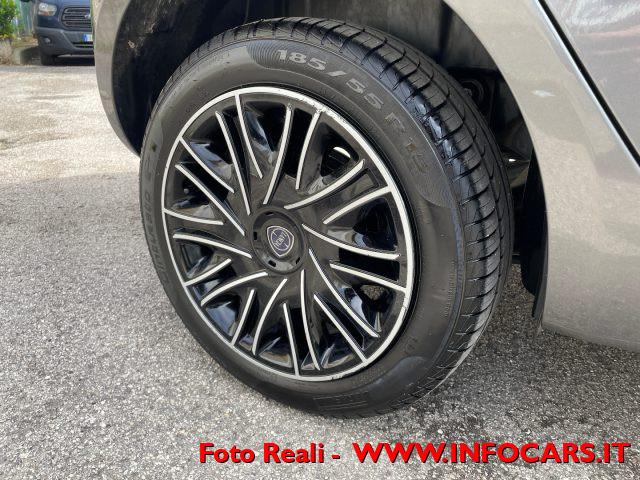 LANCIA Ypsilon 1.0 FireFly 5 porte S&S Hybrid Gold PROMO !
