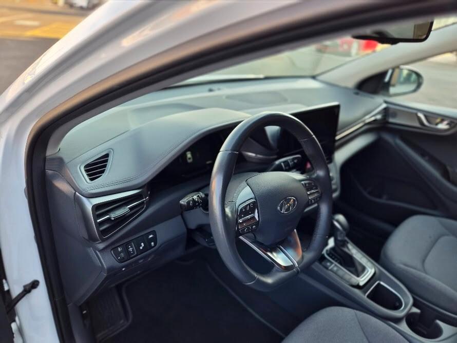 Hyundai Ioniq 1.6 Hybrid DCT Prime