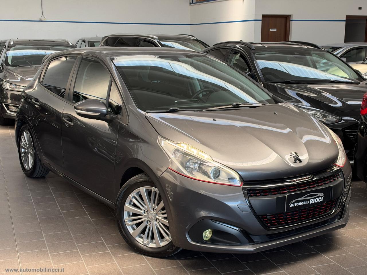 PEUGEOT 208 PureTech 82 5p. Active