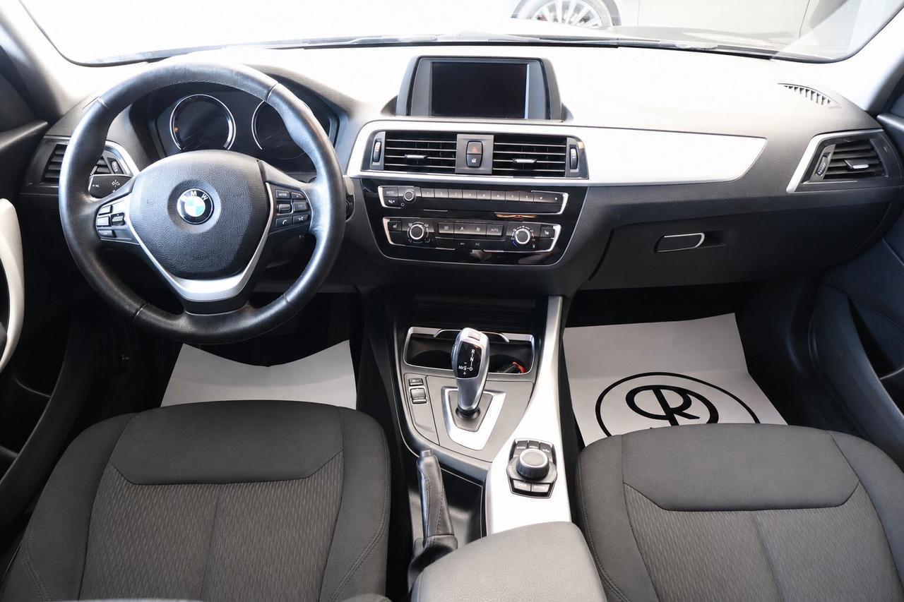 Bmw 118i 5p. Advantage automatica