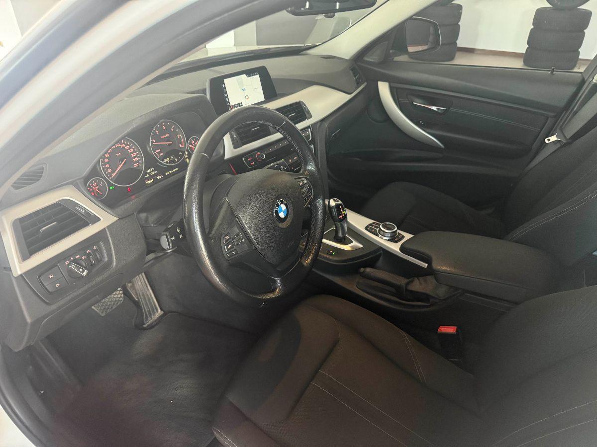 BMW - Serie 3 Touring - 320d Touring Business Advantage aut.