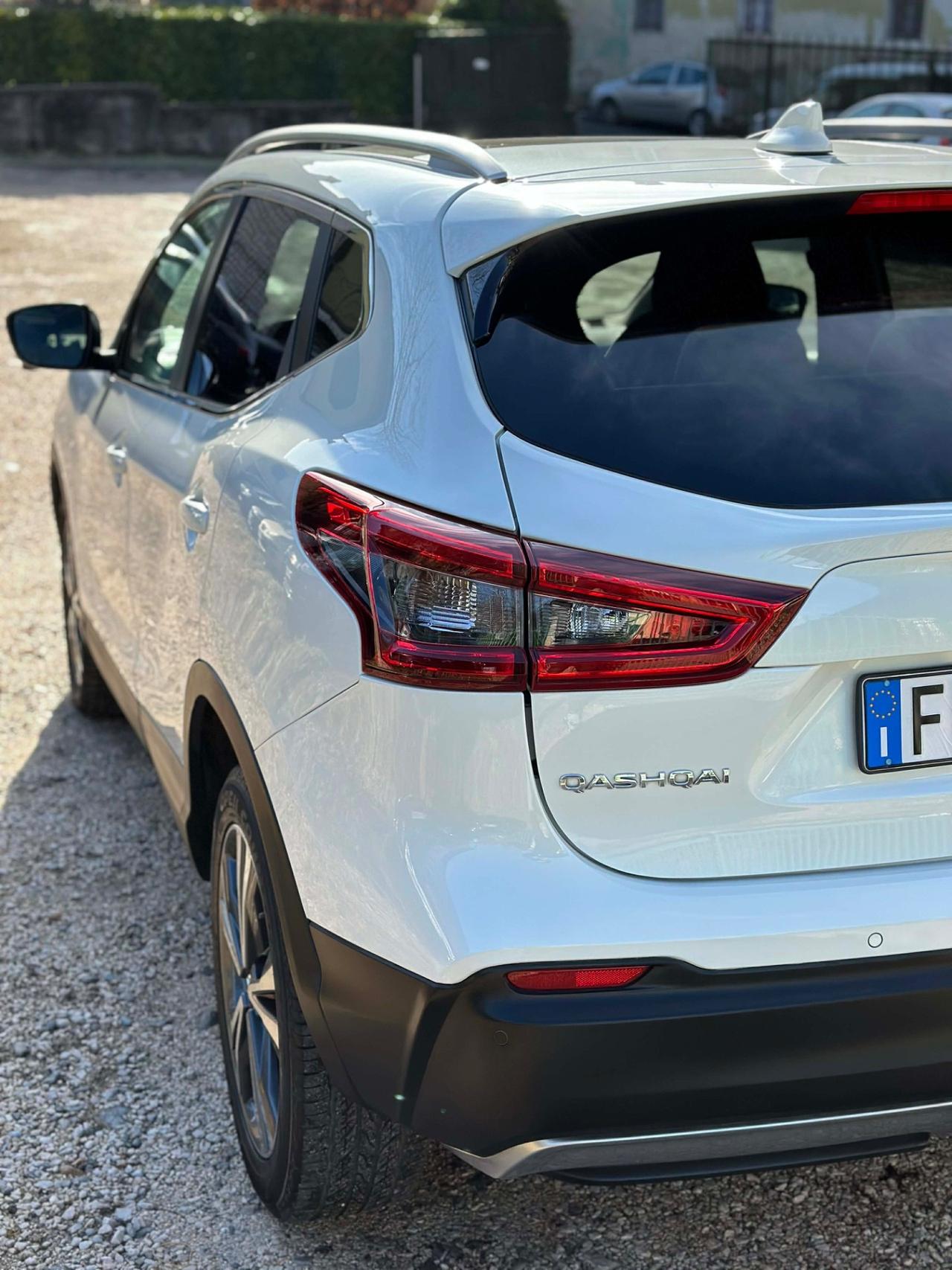 Nissan QASHQAI 1.5 dCi TEKNA EU6B TETTO FULLOPT KMCERT