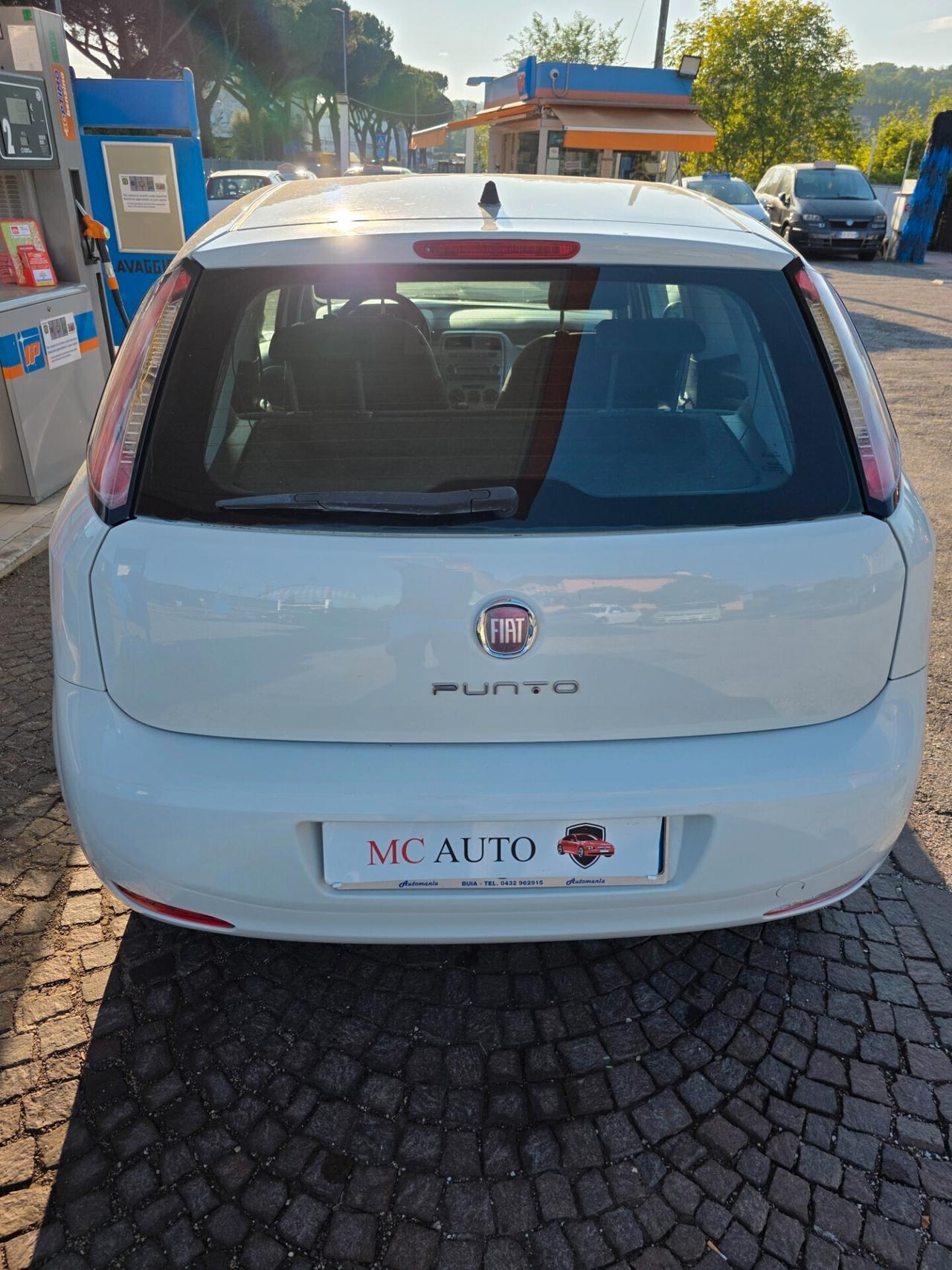 Fiat Qubo 1.3 MJT 75 CV Autocarro Van 4 posti con 287.000km