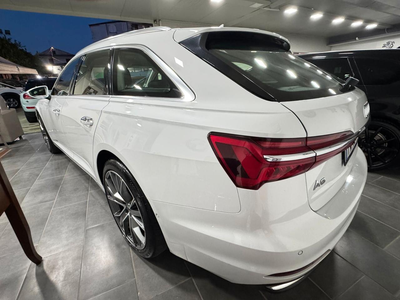 Audi A6 40 2.0 TDI quattro ultra S tronic Business Design