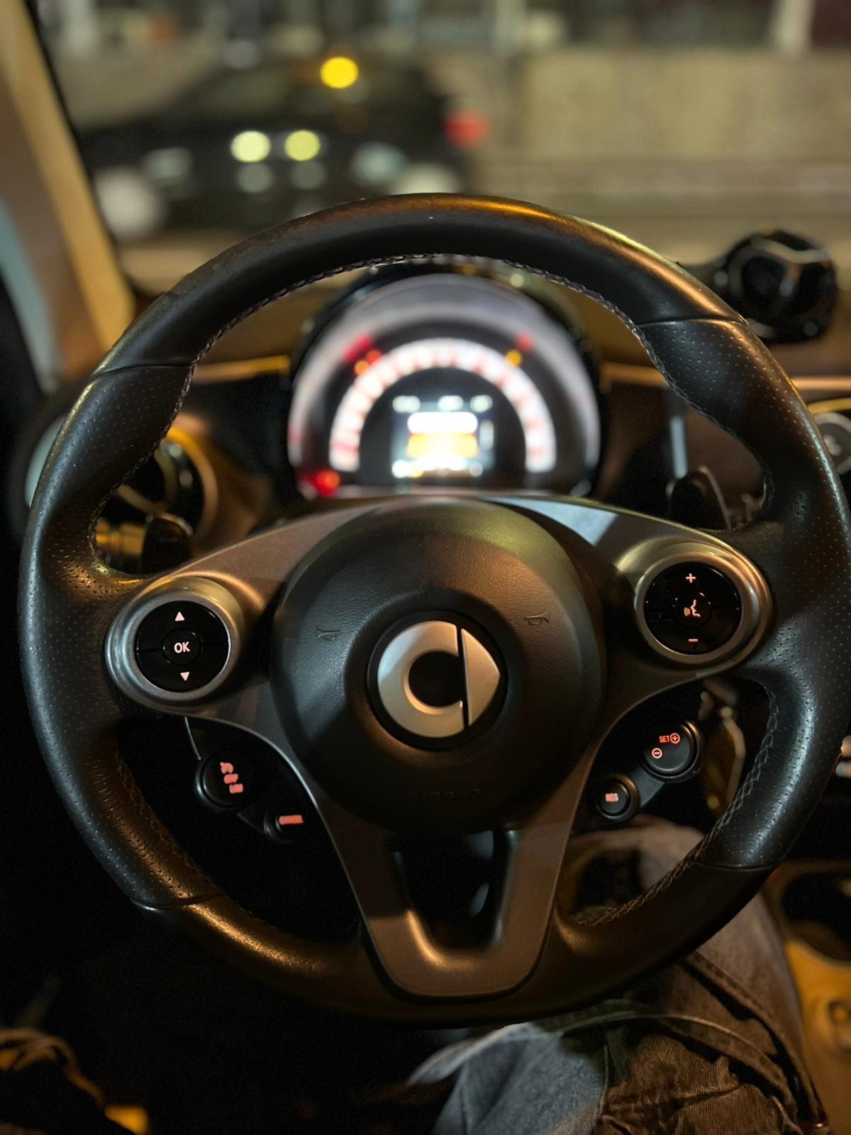 Smart ForTwo 90 0.9 Turbo twinamic cabrio Brabus edition