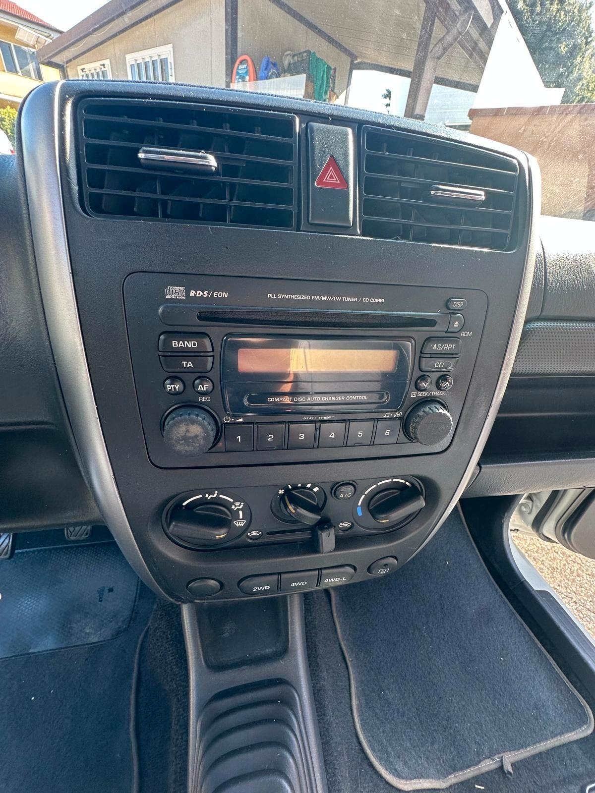 Suzuki Jimny 1.5 DDiS cat 4WD Special