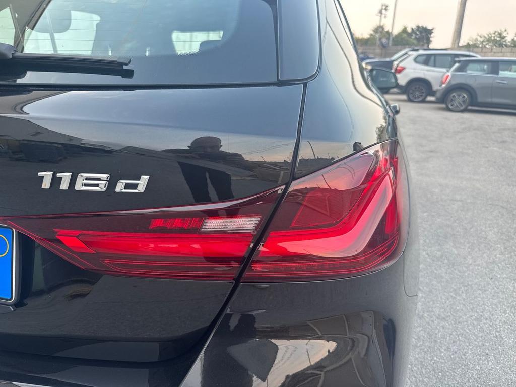 BMW Serie 1 5 Porte 116 d SCR Msport DCT