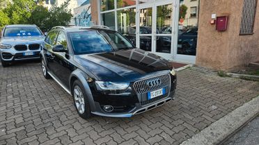 Audi A4 allroad 2.0 tdi Advanced 190c s-tronic NAVY-SED.RISC.PELLE