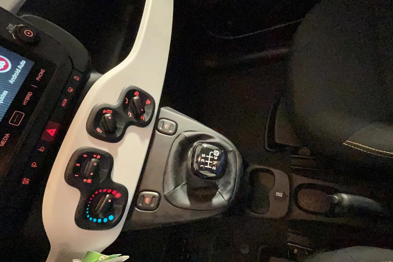 Fiat Panda 1.0 FireFly S&S Hybrid Pandina