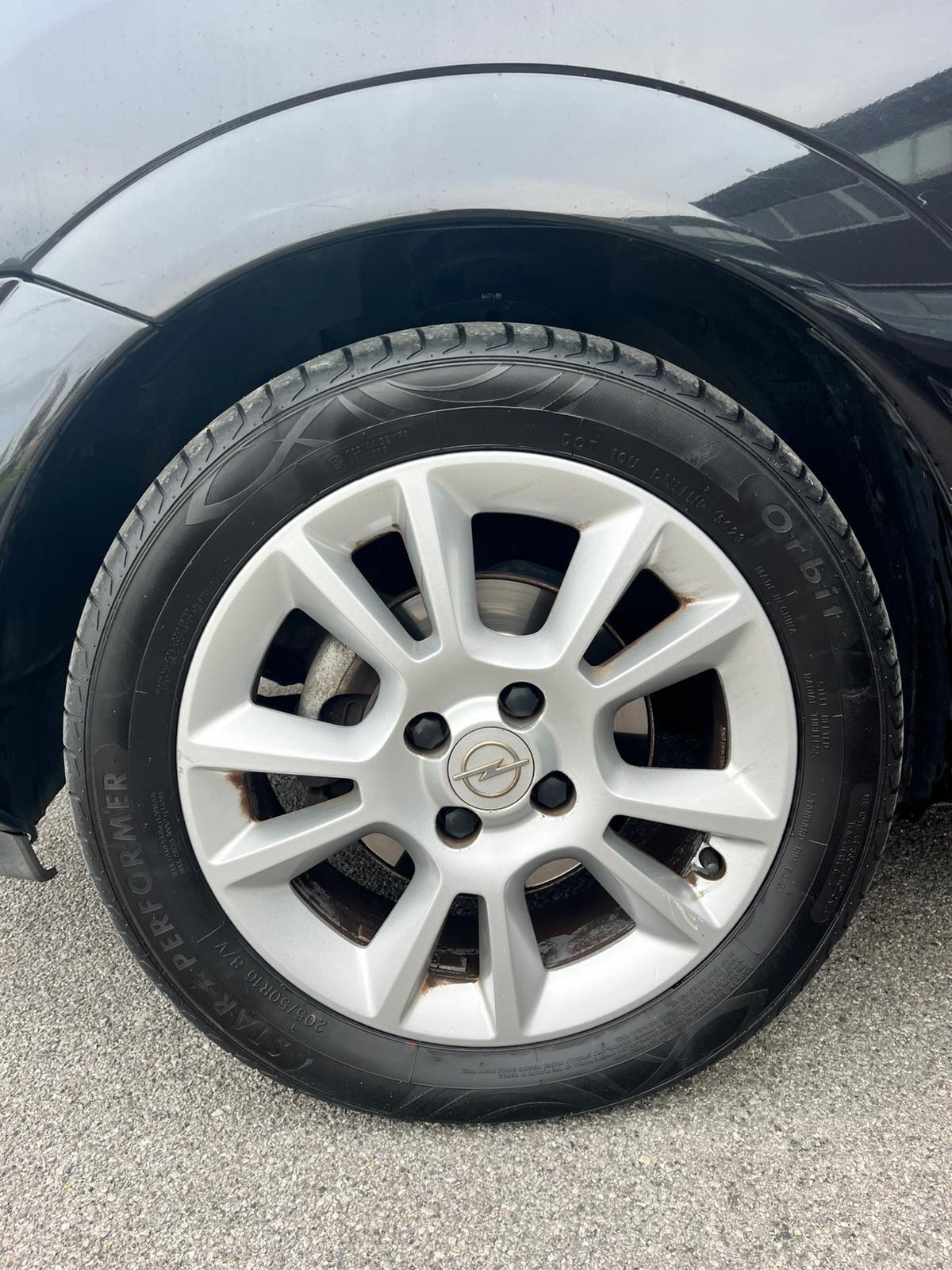 Opel Meriva 1.4 neopatentati