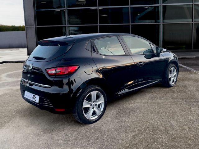RENAULT Clio 1.2 BENZ 75CV 5 porte ADATTA A NEOPATENTATI