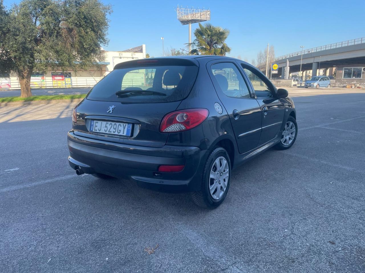 Peugeot 206 Plus 1.4 HDi 70CV 5p. Energie
