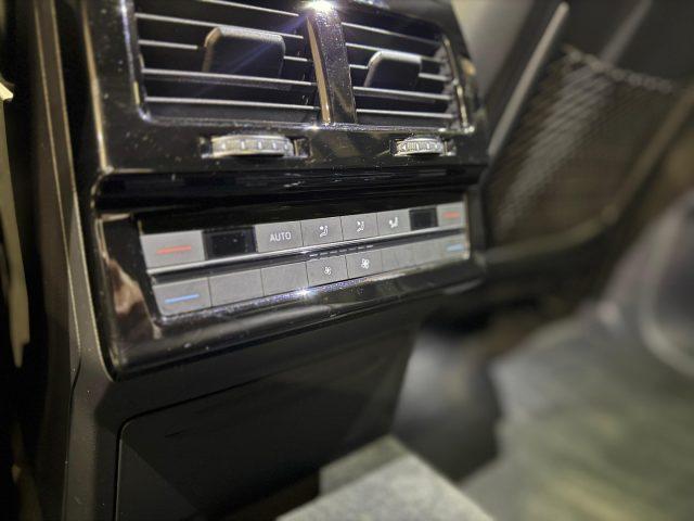 VOLKSWAGEN Touareg 3.0 V6 TDI 286 CV SCR ELEGANCE *UNIPROP*TETTO*