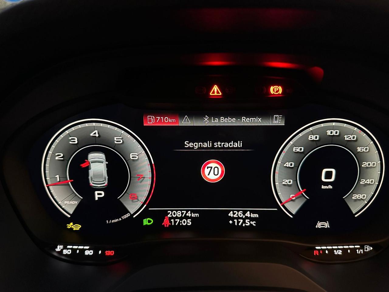 Audi Q2 35 TFSI S tronic Business