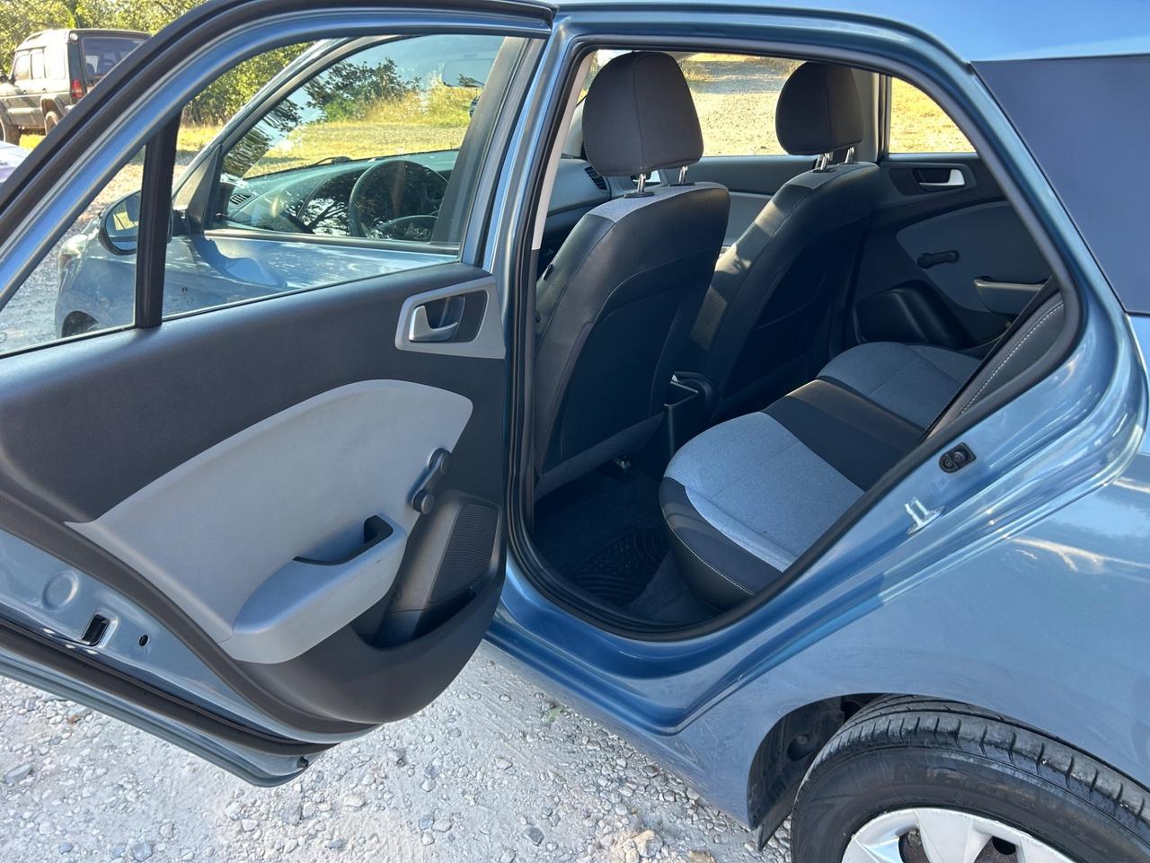 Hyundai i20 1.2 84 CV 5 porte Comfort neopatentati permute