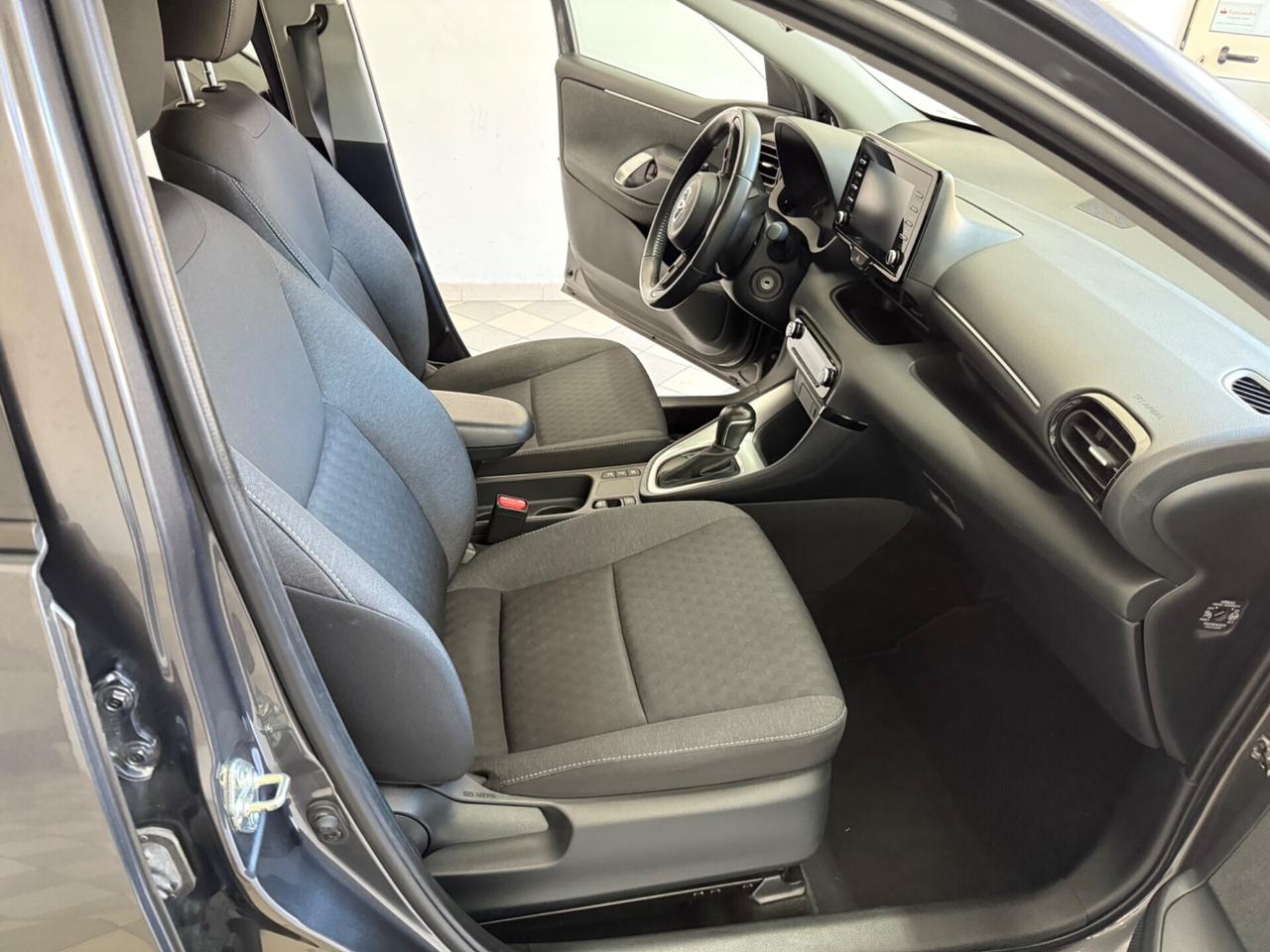 Toyota Yaris 1.5 Hybrid 5 porte Business