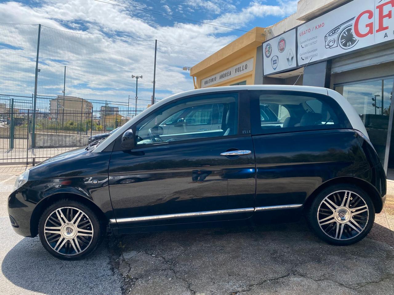 Lancia Ypsilon 1.2 69 CV 5 porte S&S Platinum