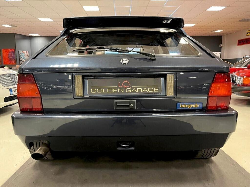 Lancia Delta 2.0i.e. turbo 16V HF EVOLUZIONE
