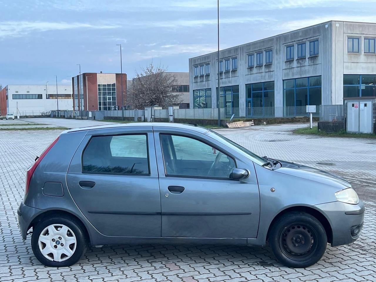 Fiat Punto 1.2 5 porte Active