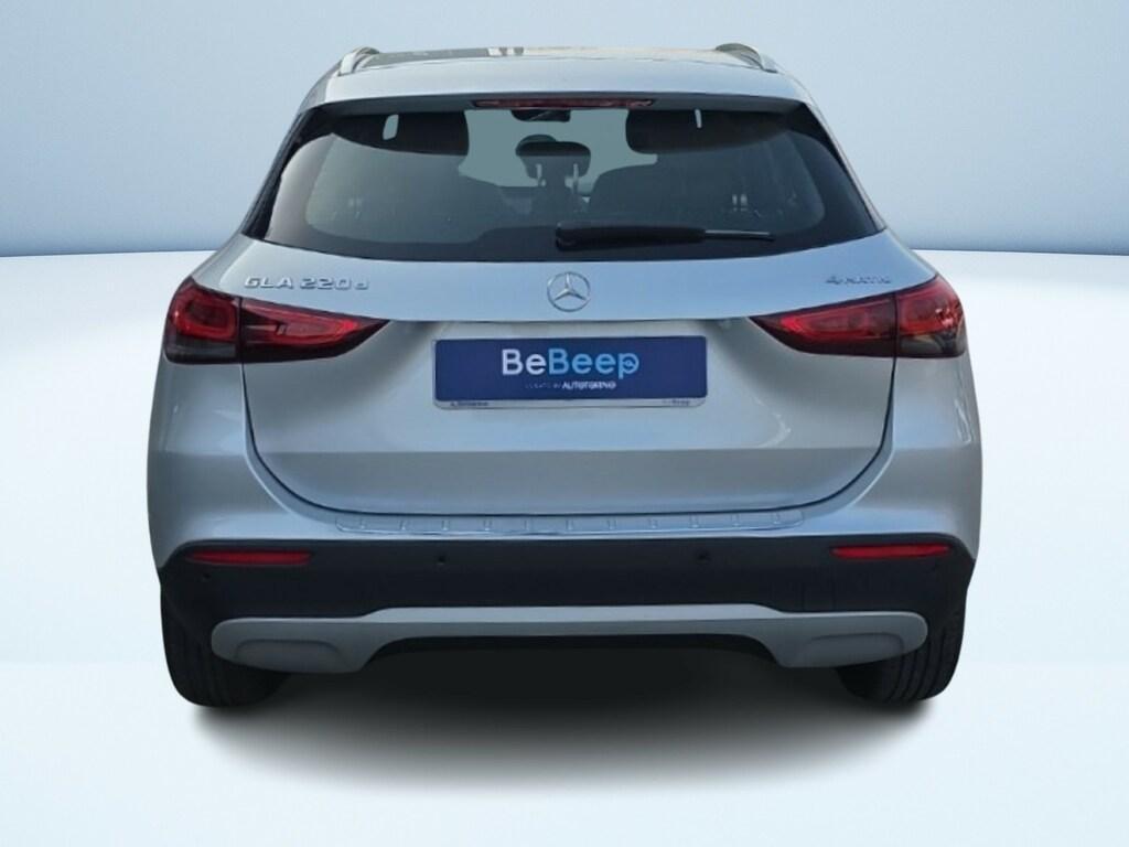 Mercedes GLA 220 220 D Sport 4Matic 8G-DCT