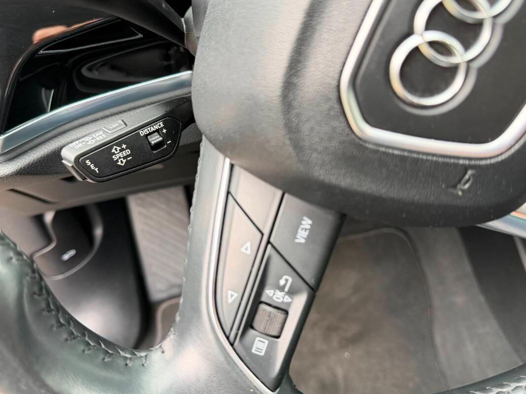Audi Q3 Sportback 2.0 150CV tdi s-tronic sportback spb