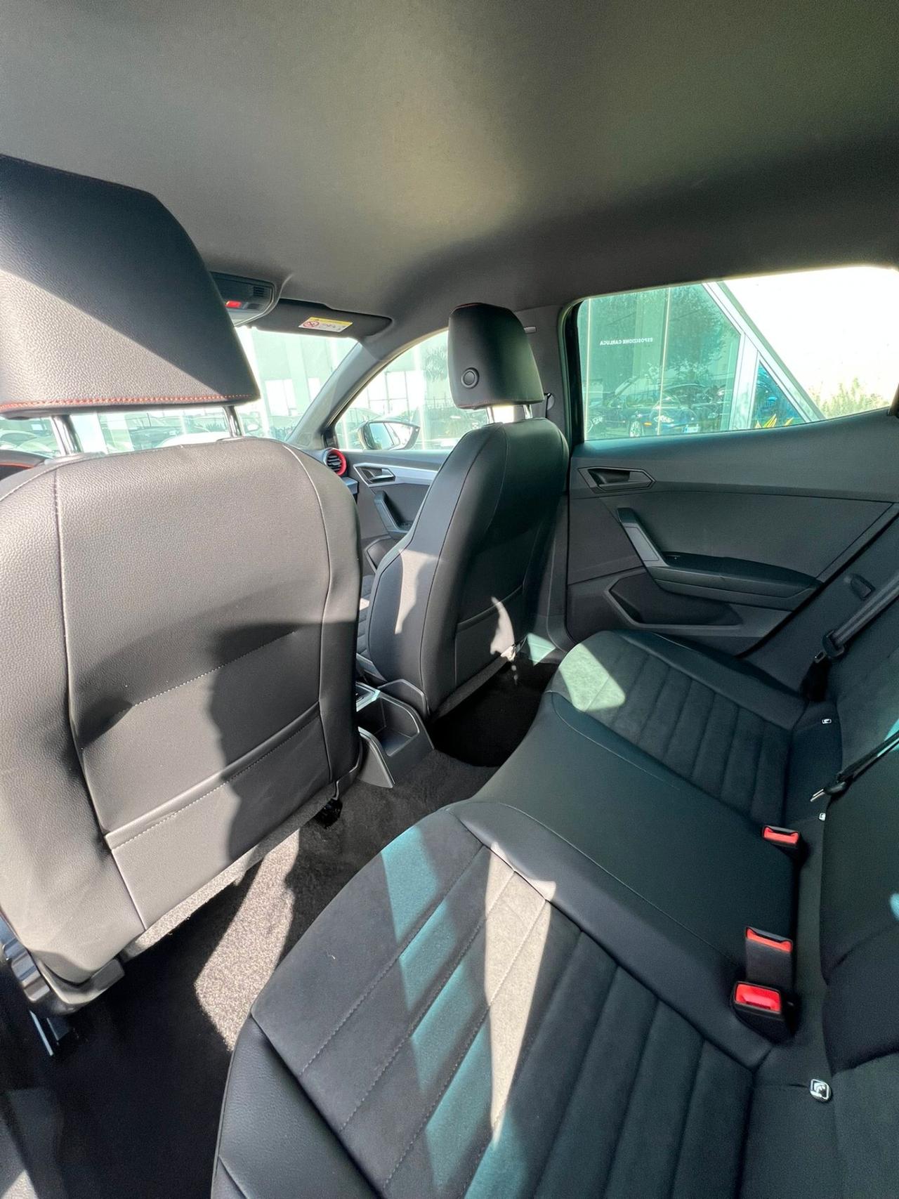 Seat Ibiza 1.0 EcoTSI 95 CV 5 porte FR possibilità noleggio no scoring