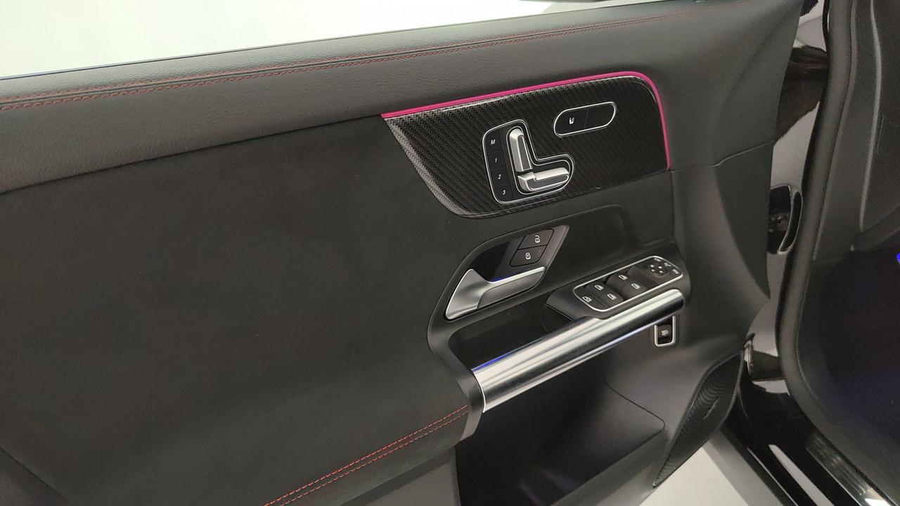 Mercedes-Benz GLA AMG 45 S 4matic+ auto