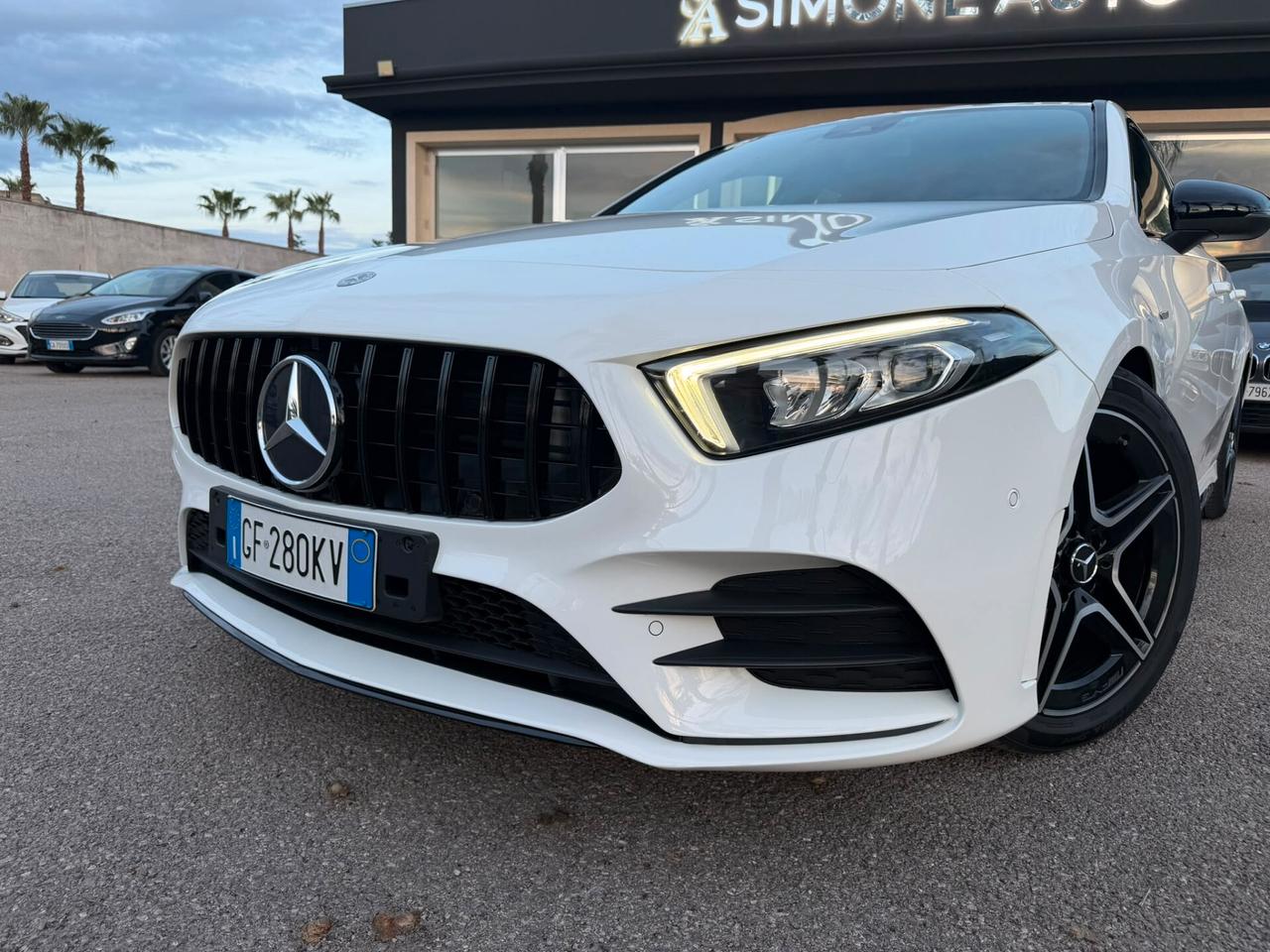 Mercedes-benz A 180d Automatic Premium AMG Night Edition