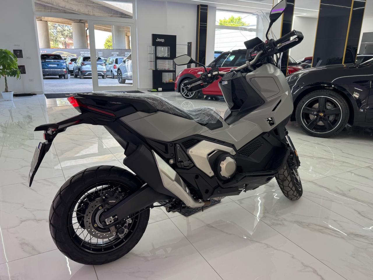 Honda X-ADV 750 Special Color