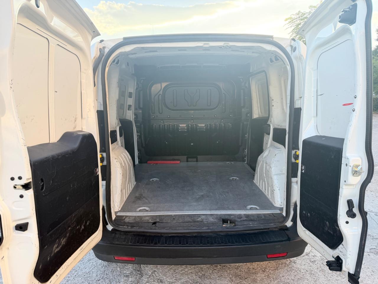 Fiat Doblo Doblò 1.4 T-Jet Natural Power PC-TN Cargo Lamierato SX