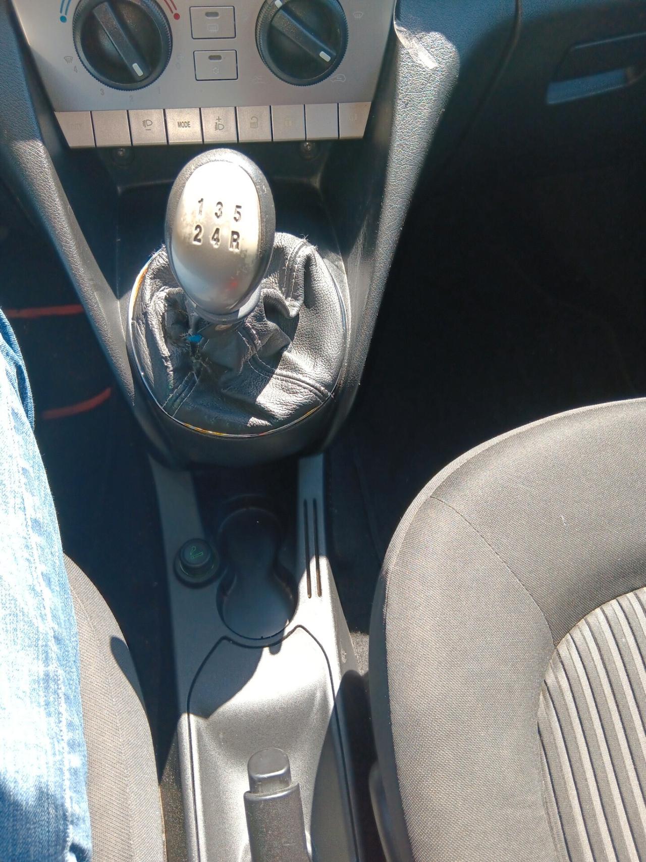 Lancia Ypsilon 1.4 Oro Ecochic GPL