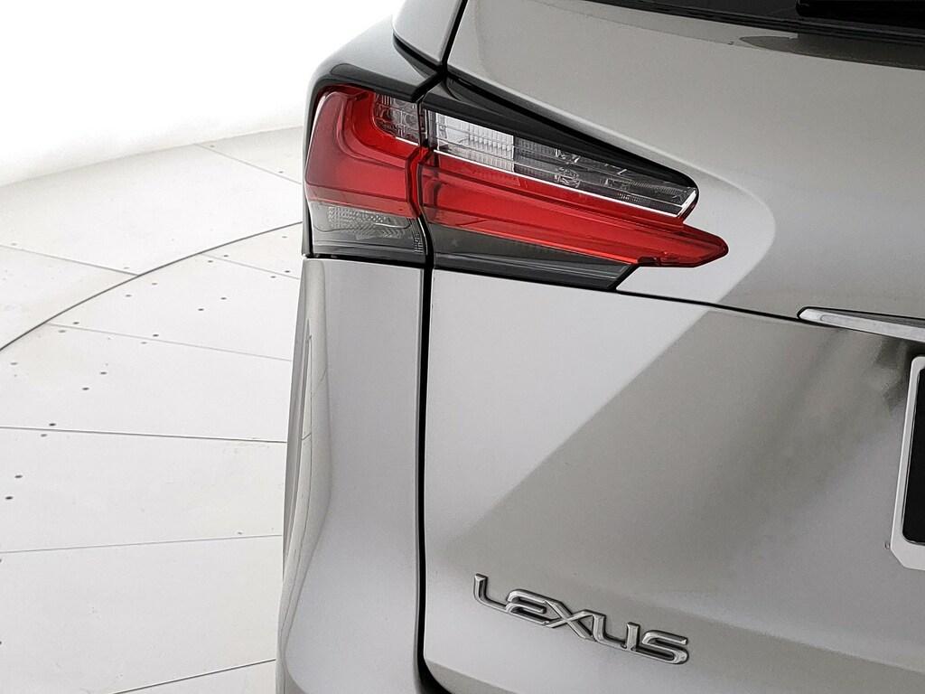 Lexus NX 300 300 2.5 Hybrid F-Sport 4WD CVT