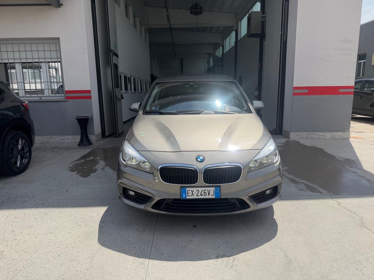 Bmw 218d Active Tourer Luxury
