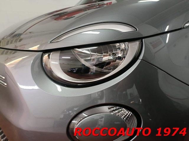 FIAT 500 ICON PLUS 3+1 42 kWh "KM ZERO" GARANZIA 2026