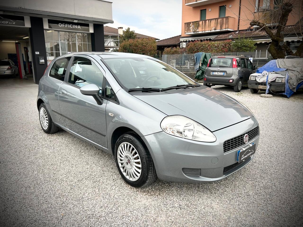 Fiat Grande Punto 1.2 65cv UNIPROPRIETARIO - NEOPATENTATI