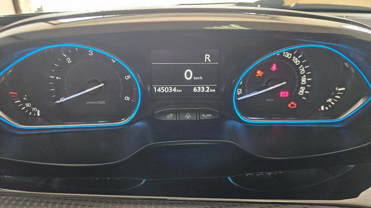 Peugeot 2008 BlueHDi 100 S&S Allure