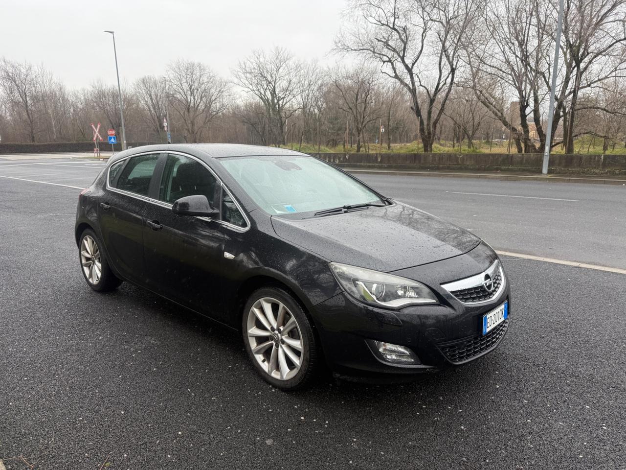 Opel Astra 1.4 16V Twinport 5 porte Enjoy