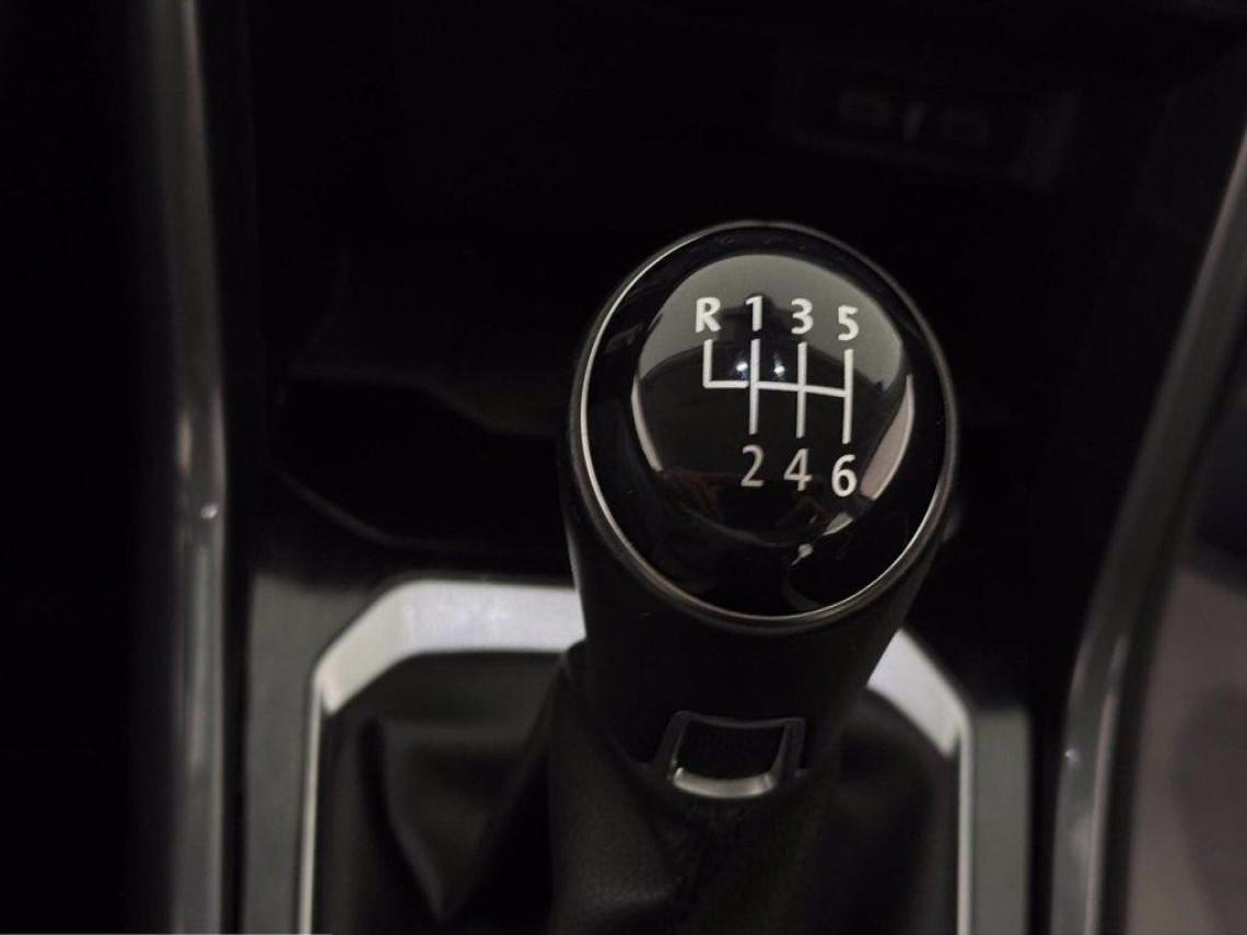VOLKSWAGEN T Roc 1 5 tsi business
