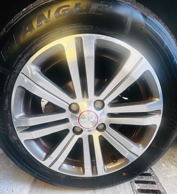 Peugeot 2008 1.4 HDi 68CV Active