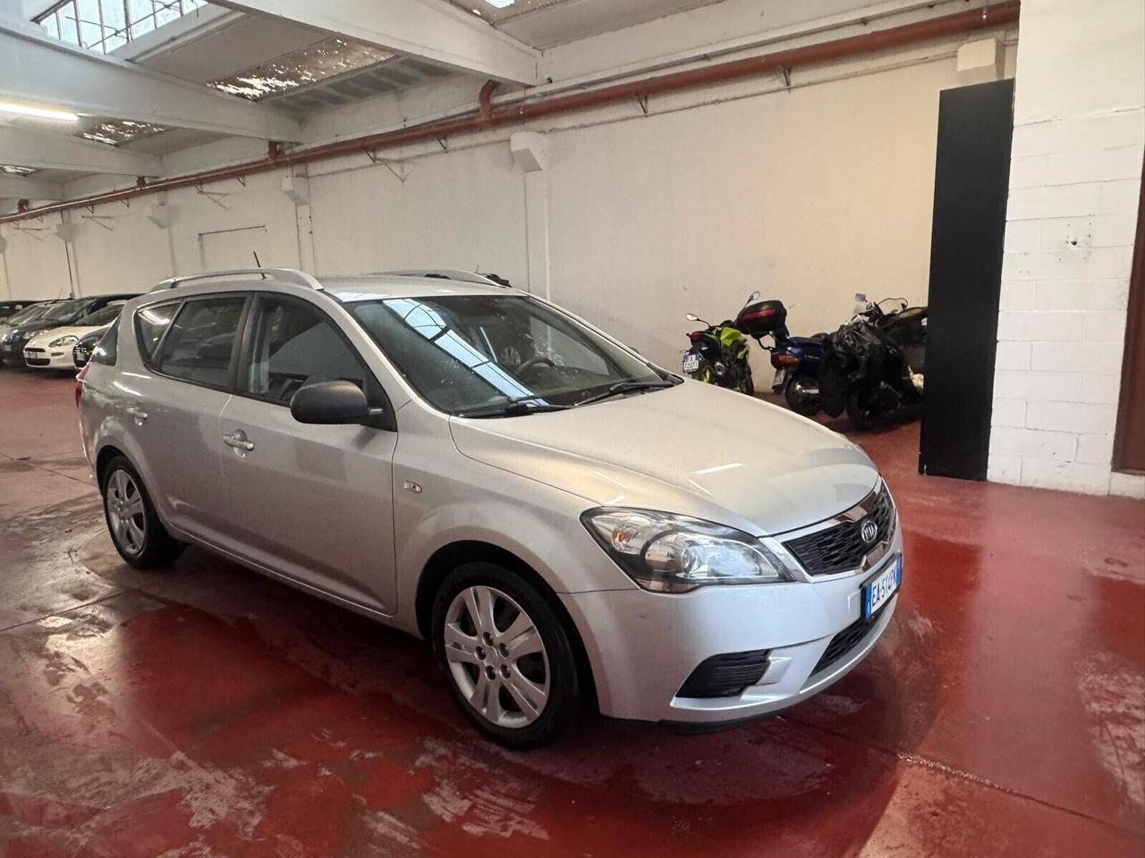 Kia Ceed cee'd 1.4 90CV 5p. EX NEOPAT