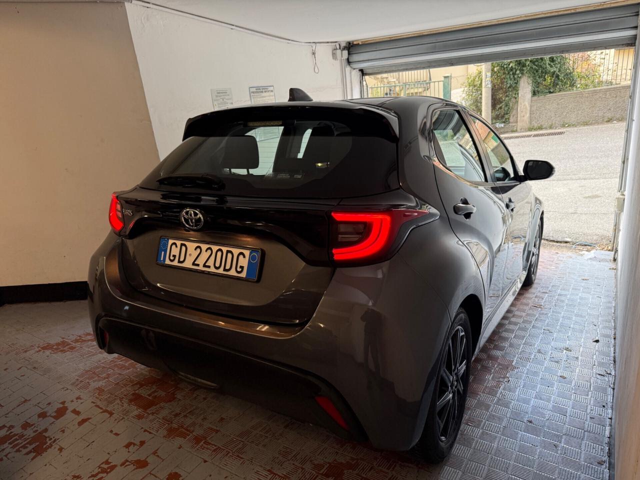 Toyota Yaris 1.0 5 porte Trend