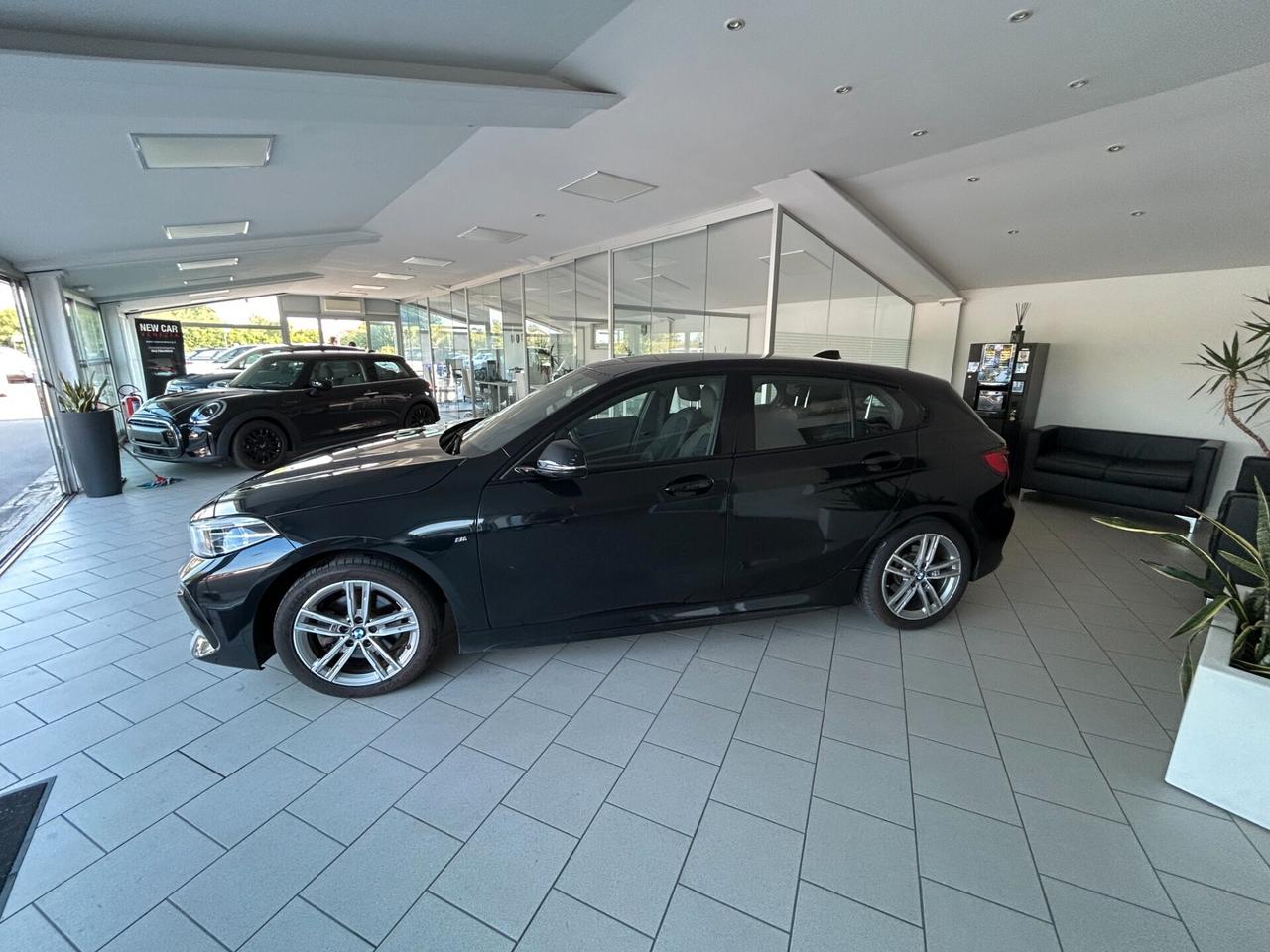 Bmw 118 118i 5p. Msport