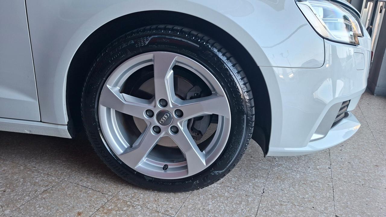 Audi A3 SPB 1.6 TDI Business