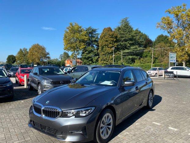 BMW 320 d xDrive Touring Luxury