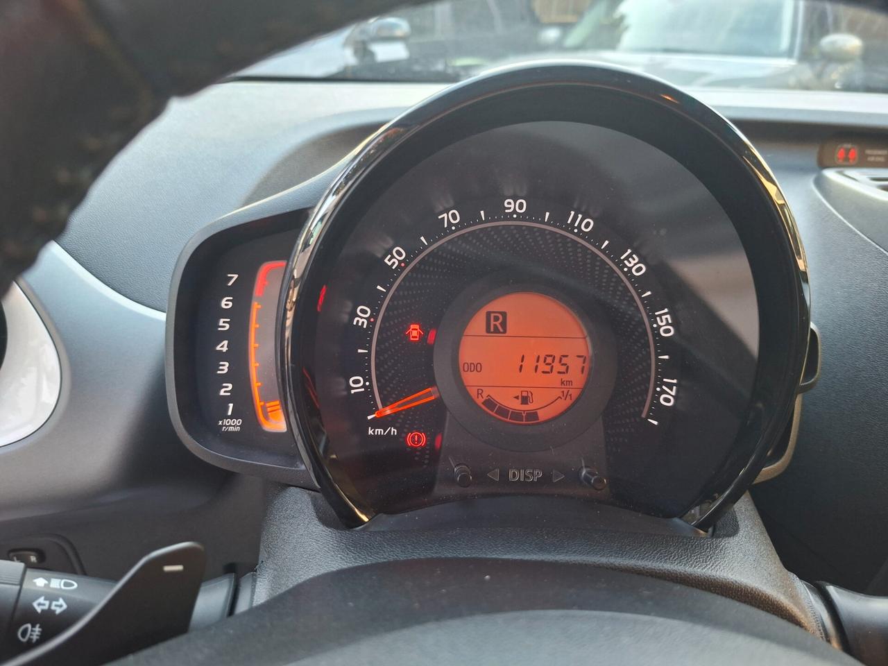 Toyota Aygo Connect 1.0 VVT-i 72 CV 5 porte x-cite MMT