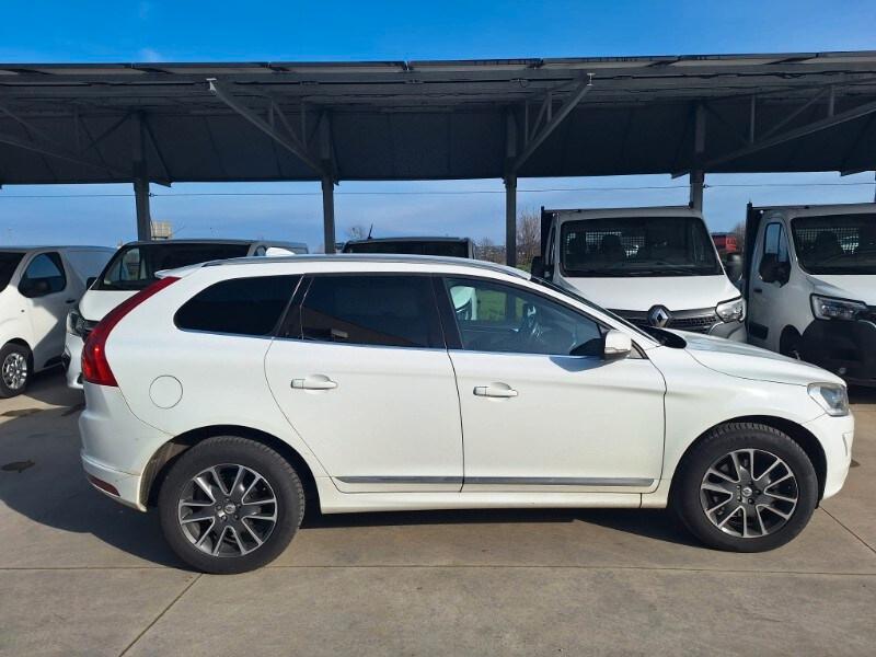 VOLVO XC60 (2008-2018) XC60 D5 AWD Geartronic S...