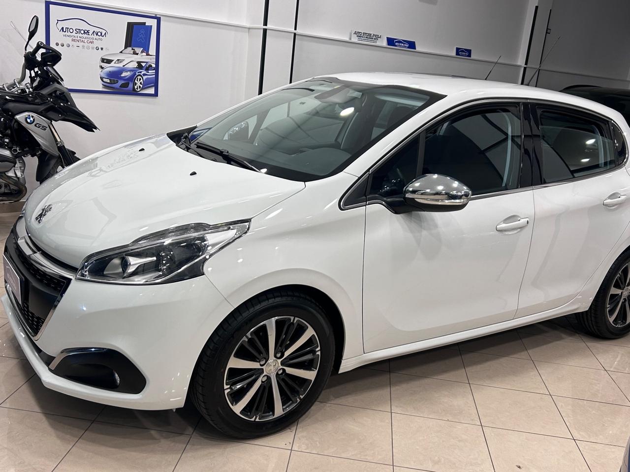 Peugeot 208 BlueHDi 100 5 porte Allure