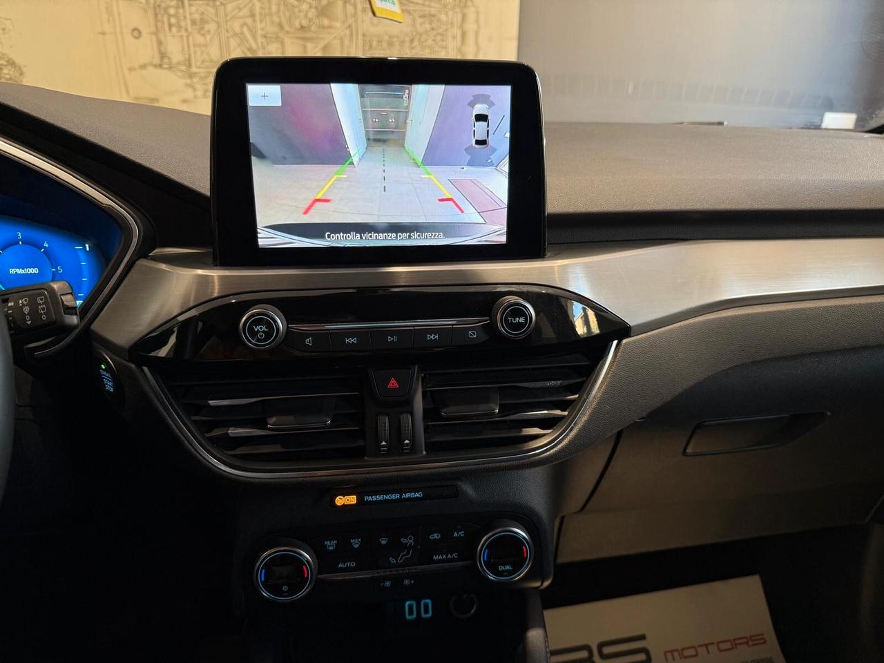 Ford Kuga 1.5 EcoBlue 120 CV aut. 2WD Titanium Business